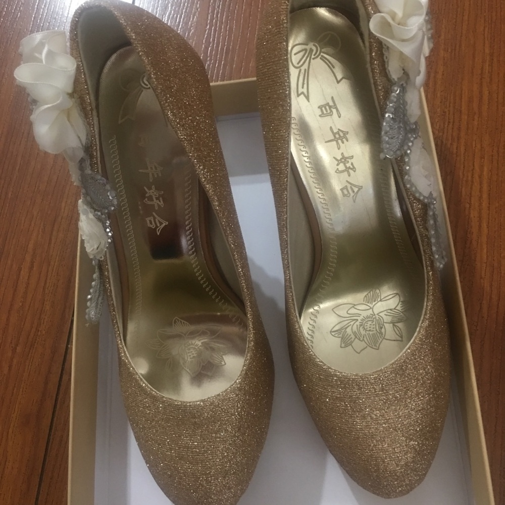 High heel shoes
